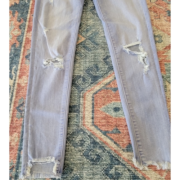 AEO super low rise super stretch distressed jeans - Picture 9 of 10